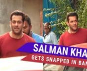 Bigg Boss host Salman Khan spotted in Bandra in a casual look wearing a plain red T-shirt. His film Bharat opposite Katrina Kaif did exceedingly well at the box office. Salman Khan is currently busy shooting for Dabangg 3 which will also feature Sonakshi Sinha as Rajjo. Check out the video and let us know in the comments section what you think about the video.
