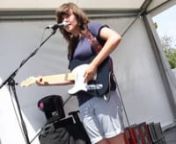༺•☾✭ FILMED BY CARBIE WARBIE! ✭☽•༻nhttp://www.carbiewarbie.comnnJust before Courtney Barnett and her band The Courtney Barnetts hopped into a BIG OL&#39; JET PLANE to CONQUER the WORLD, they had one last pitstop to play in the sunshine as part of the St Kilda Festival. Here is