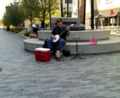 Special thanks to fellow street performer Miss Twist for recording this video for me.