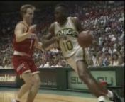 From Play-off game between the Seattle SuperSonics &amp; Houston Rockets in early to mid 90&#39;s? Working as a Sports Photographer for KSTW-TV when a fight between Nate McMillian &amp; Scott Brooks (both head coaches in the NBA for the Blazers and former Sonics team in Oklahoma City) During the pushing watch Kemp as he tries to