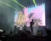 Rae Sremmurd didn&#39;t see it coming -- getting bum-rushed onstage by a dude who also never saw the HARD TACKLE that came after his very poor decision.