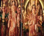 Nita Ambani delivered a moving performance on Vishwambhari Stuti at her son, Anant Ambani’s pre-wedding ceremony. The three-day bash concluded on Sunday night with a Maha Aarti along with a few performances. As part of the celebrations on Sunday, Nita Ambani joined fellow classical dancers and performed on the hymn. Watch video to know more... &#60;br/&#62; &#60;br/&#62;#AnantAmbani #Nitaambanidance #filmibeat #RadhikaMerchant&#60;br/&#62;~HT.99~PR.133~