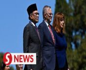 Prime Minister Datuk Seri Anwar Ibrahim was accorded a ceremonial welcome at the Government House, Victoria, on Monday (March 4) in conjunction with his four-day official visit to Australia. The ceremony preceded bilateral talks and the 2nd Australia-Malaysia Annual Leaders’ Meeting.&#60;br/&#62;&#60;br/&#62;Read more at https://shorturl.at/guPZ9&#60;br/&#62;&#60;br/&#62;WATCH MORE: https://thestartv.com/c/news&#60;br/&#62;SUBSCRIBE: https://cutt.ly/TheStar&#60;br/&#62;LIKE: https://fb.com/TheStarOnline