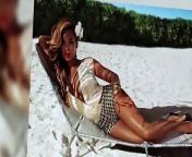 Beyoncé Knowles is starring in H&amp;M&#39;s summer 2013 ad campaign, H&amp;M