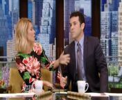 Fred Savage cracked up Kelly Ripa on Monday’s “Live With Kelly” by telling a hilarious story about having sex to conceive his first child.