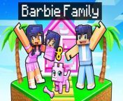 Having a BARBIE FAMILY in Minecraft! from viking barbie dildo