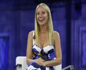 Weighing in on the photoshopped image of Mark Zuckerberg with facial fuzz that has spread like wildfire over the Internet, Gwyneth Paltrow has admitted the doctored snap reminds her of her Coldplay frontman “ex hub” Chris Martin.