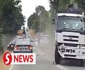 A woman was seriously injured when the SUV she was driving collided with a lorry at KM4, Jalan Kota Tinggi-Kulai near Kota Tinggi, Johor on Thursday.&#60;br/&#62;&#60;br/&#62;Kota Tinggi District Police Chief Superintendent Hussin Zamora said the 20-year-old male front passenger and a 30-year-old male lorry driver sustained minor injuries.&#60;br/&#62;&#60;br/&#62;WATCH MORE: https://thestartv.com/c/news&#60;br/&#62;SUBSCRIBE: https://cutt.ly/TheStar&#60;br/&#62;LIKE: https://fb.com/TheStarOnline&#60;br/&#62;