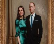 The Duke and Duchess of Cambridge have posed for their first official joint portrait, which has been painted by Jamie Coreth.