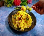 आंवला राइस: सबसे आसान और स्वादिष्ट विधि - Amla Rice&#60;br/&#62;आमला राइस &#124; Amla Rice &#124; Priti Ki Rasoi &#60;br/&#62;आंवला स्वास्थ्य का एक खजाना है, जिसमें प्रचुर मात्रा में विटामिन सी है। यह वीडियो दिखाता है कि कैसे आंवला का उपयोग करके स्वादिष्ट और खट्टा चावल बनाया जा सकता है।&#60;br/&#62; #AmlaRecipes #Veglunch #amla #healthyrecipes &#60;br/&#62;&#60;br/&#62;Ingredients &#60;br/&#62;RICE - चावल: 1 CUP&#60;br/&#62;BLACK PEPPER - काली मिर्च: 22 &#60;br/&#62;WHITE SESAME - सफ़ेद तिल: 1 TBSP&#60;br/&#62;&#60;br/&#62;INDIAN GOOSEBERRY - आंवला: 5&#60;br/&#62;&#60;br/&#62;CLARIFIED BUTTER - शुद्ध घी: 4 TSP&#60;br/&#62;ASAFOETIDA - हींग: 2 PINCH&#60;br/&#62;MUSTARD OIL- सरसों का तेल: 1 TSP&#60;br/&#62;CUMIN - जीरा: 1 TSP&#60;br/&#62;SPLIT BLACK LENTILS - उड़द की दाल: 1 TSP&#60;br/&#62;SPLIT CHICKPEAS - चना दाल: 1 TSP&#60;br/&#62;DRY RED CHILLI - सूखी लाल मिर्च: 2 &#60;br/&#62;GREEN CHILLI - हरी मिर्ची: 3&#60;br/&#62;ROASTED PEANUT - भुना हुआ मूँगफली: 1/4 CUP&#60;br/&#62;CURRY LEAVES - करी पत्ता: 22&#60;br/&#62;SAMBAR MASALA - सांभर मसाला: 1 TSP&#60;br/&#62;TURMERIC POWDER - हल्दी पाउडर: 1/2 TSP&#60;br/&#62;SALT&#60;br/&#62;नमकGREEN CORIANDER - हरा धनिया: 1-2 TSP&#60;br/&#62;&#60;br/&#62;&#60;br/&#62;Please consider like and subscribing. &#60;br/&#62;https://www.youtube.com/channel/UCpbNs5BZqN7gqjGhPyXfxYQ?sub_confirmation=1 &#60;br/&#62;बनाने में आसान और simple recipe. &#60;br/&#62;#hindirecipe #easyrecipe#pritikirasoi&#60;br/&#62;Priti Ki Rasoi, Priti&#39;s Kitchen&#60;br/&#62;&#60;br/&#62;If you enjoy the content of our YouTube channel, we would greatly appreciate it if you could show your support by liking our videos and subscribing to our channel. Your support motivates us to create more interesting and informative videos for you in the future. Thank you for considering it!&#60;br/&#62;&#60;br/&#62;Follow us on &#60;br/&#62;Instagram : https://www.instagram.com/pritikirasoi4u&#60;br/&#62;Facebook : https://www.facebook.com/pritikirasoi4u&#60;br/&#62;Twitter : https://twitter.com/PritiRasoi&#60;br/&#62;Pinterest : https://in.pinterest.com/pritikirasoi&#60;br/&#62;www.pritikirasoi.com&#60;br/&#62;&#60;br/&#62;&#60;br/&#62;&#60;br/&#62;amla rice recipe&#60;br/&#62;amla rice preparation in tamil&#60;br/&#62;amla rice preparation in telugu&#60;br/&#62;amla rice recipe in tamil&#60;br/&#62;amla rice recipe vismai food&#60;br/&#62;amla rice recipe in kannada&#60;br/&#62;amla rice recipe madras samayal&#60;br/&#62;amla rice recipe hebbars kitchen&#60;br/&#62;amla rice skinny recipes&#60;br/&#62;amla rice recipe in telugu&#60;br/&#62;amla chutney recipe&#60;br/&#62;healthy recipes&#60;br/&#62;amla recipes&#60;br/&#62;rice recipes&#60;br/&#62;veg luch&#60;br/&#62;lunch box recipes&#60;br/&#62;kids lunch box&#60;br/&#62;lunch box ideas