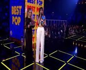Camila Cabello picks up the Best Pop award at the MTV EMAs 2017 in London!