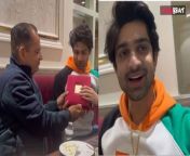 Bigg Boss 17 Runner Up Abhishek Kumar&#39;s father gave a gift, fans said...? Watch Video to know more... &#60;br/&#62; &#60;br/&#62;#BiggBoss17 #abhishekkumar #abhishekkumarInterview&#60;br/&#62;~HT.99~PR.133~