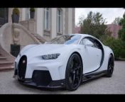 Bugatti developed a new vehicle design with optimized aerodynamics for the Chiron Super Sport’s streamlined bodywork. The new Chiron Super Sport is an uncompromising reincarnation of the Bugatti design mantra, ‘form follows performance’. From the front splitter to the rear diffuser, every centimeter of its skin is designed for top speed.&#60;br/&#62;At speeds over 420 km/h, a vehicle must offer sufficient downforce alongside minimal drag. “Our aim was to give the vehicle a neutral setup at its top speed while also giving it as streamlined a shape as possible.” explains Frank Heyl, Deputy Design Director at Bugatti. The uplift forces exerted on the bodywork at 440 km/h are immense. The body of the Chiron Super Sport generates massive downforce to counter this uplift and perfectly balance the forces. “The design process was therefore in particular about achieving aerodynamic efficiency,” Heyl continues. The Chiron Super Sport’s extended rear, which is known as a long tail, gives it new proportions and very distinctive aesthetics. An optional, new, horizontal color split visually extends the proportions of the Chiron Super Sport even further, making the hyper sports car appear even lower.