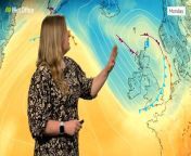 A yellow wind warning has been issued for London as gusts of over 40mph are set to sweep in after a sunny weekend.The weather alert is in place across most of England and Northern Ireland until 10pm today and the Met Office has warned of delays on roads and train journeys as well as possible power cuts.