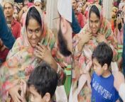 Arpita Khan seek blessings at Nizamuddin Dargah for well being of Salman Khan and Family after firing incident at Galaxy Apartments. Watch Video To Know More. &#60;br/&#62; &#60;br/&#62;#SalmanKhan #SalmanKhanHouseFiring #ArpitaKhan &#60;br/&#62;~PR.126~