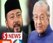 Pejuang president Datuk Seri Mukhriz Mahathir claims that his father, former prime minister Tun Dr Mahathir Mohamad, was also a subject of investigation by the Malaysian Anti-Corruption Commission (MACC).&#60;br/&#62;&#60;br/&#62;Read more at https://tinyurl.com/54b6k4kt&#60;br/&#62;&#60;br/&#62;WATCH MORE: https://thestartv.com/c/news&#60;br/&#62;SUBSCRIBE: https://cutt.ly/TheStar&#60;br/&#62;LIKE: https://fb.com/TheStarOnline&#60;br/&#62;